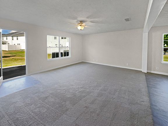 3rd image of 4829 Laura Jeanne Blvd