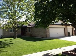1170 Navajo Pl, Berthoud, CO 80513