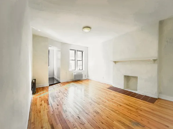 426 East 81st Street 4D image 1 of 6
