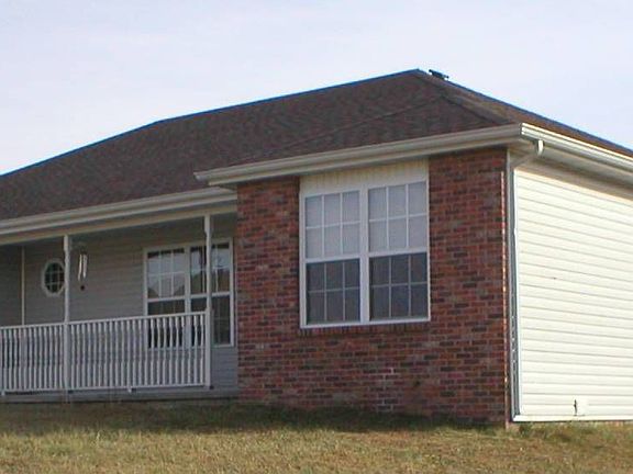 Welcome to 120 W. Zachary in Fair Grove. This 4 bedroom / 2 full bath home is 