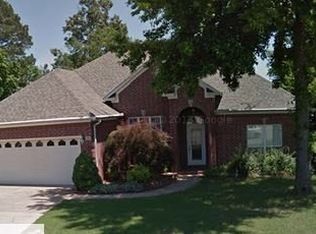28 Cattail Cv, Maumelle, AR 72113
