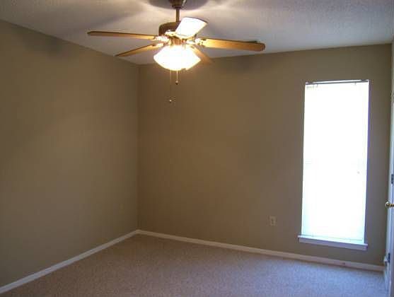 1st image of 7393 Dunbarton Dr