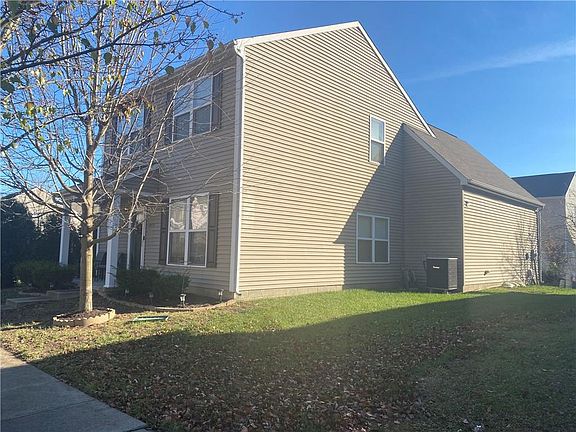 2nd image of 3451 Aylesford Ln