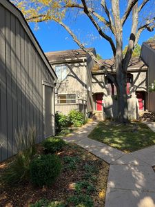 315 Bluff Ct APT C, Lake Barrington, IL, 60010