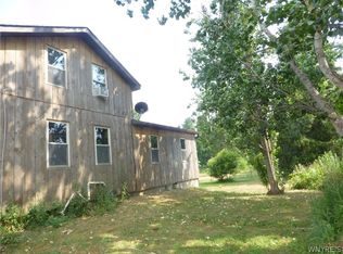 5317 S Southwoods Rd, Medina, NY 14103