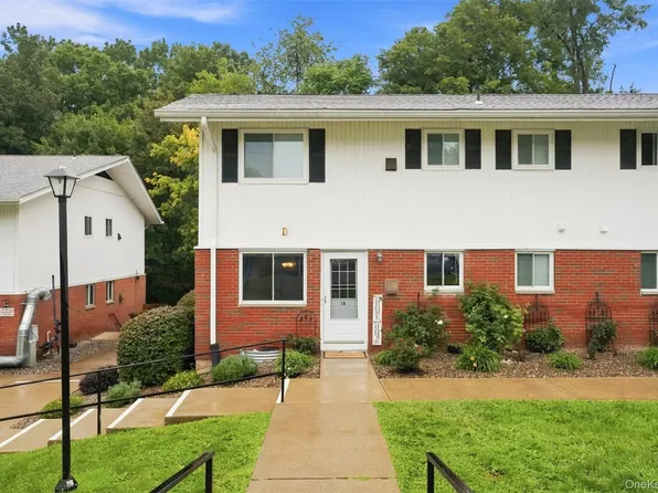 321 Titusville Road #D15, Poughkeepsie, NY 12603