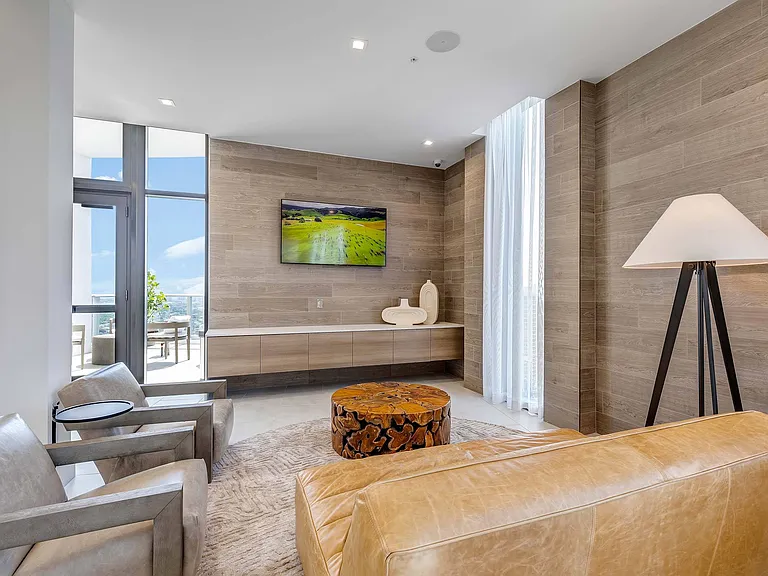 The Registry Las Olas — Photo 42