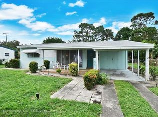 1551 SW 25th Ave, Fort Lauderdale, FL 33312