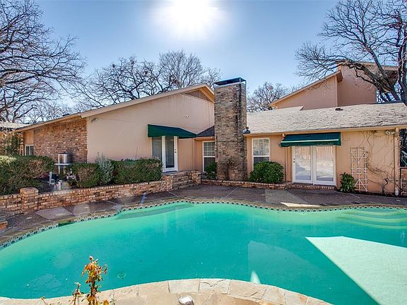 4th image of 5805 Trail Lake Dr