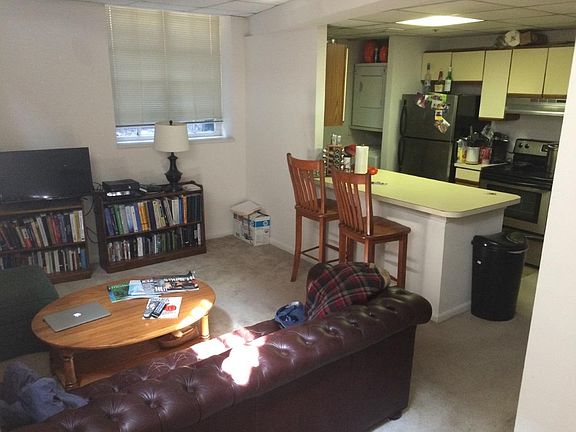 5th image of 222 Race St APT 11