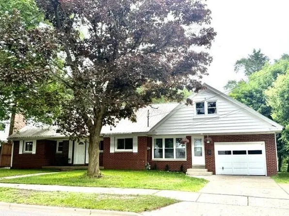 222 East Ave, Fremont, MI 49412