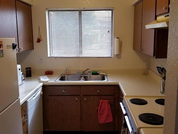 5th image of 16528 E Gunsight Dr Unit 102