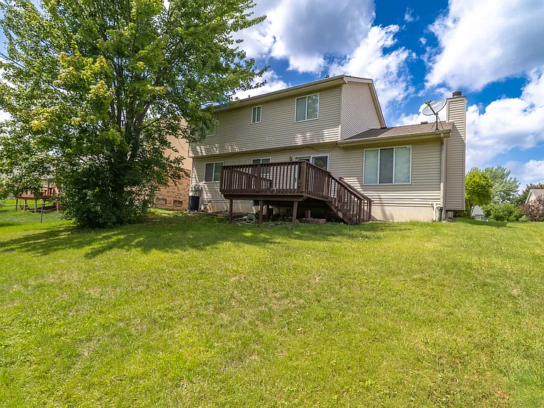 42091 Greenwood Dr — Photo 41