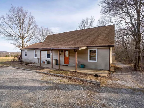 320 Cline Ln, Vienna, IL 62995