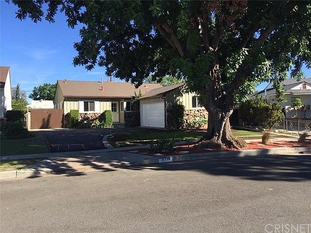 1st image of 8116 Genesta Ave