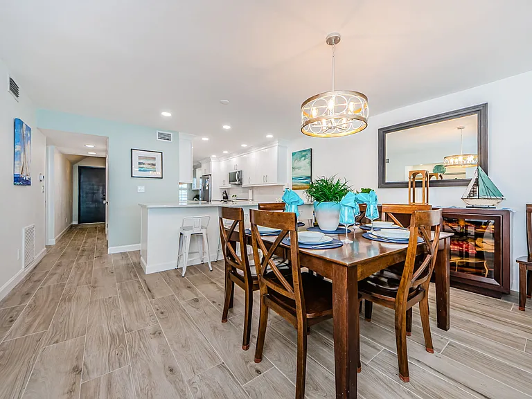 2900 Gulf Blvd #205 — Photo 10