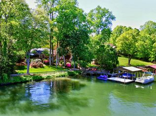 233 Stillwater Rd, Troutman, NC 28166