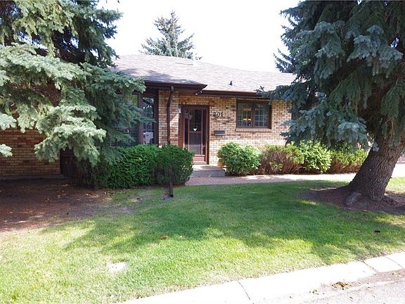 2nd image of 415 Heritage Cres Unit 201
