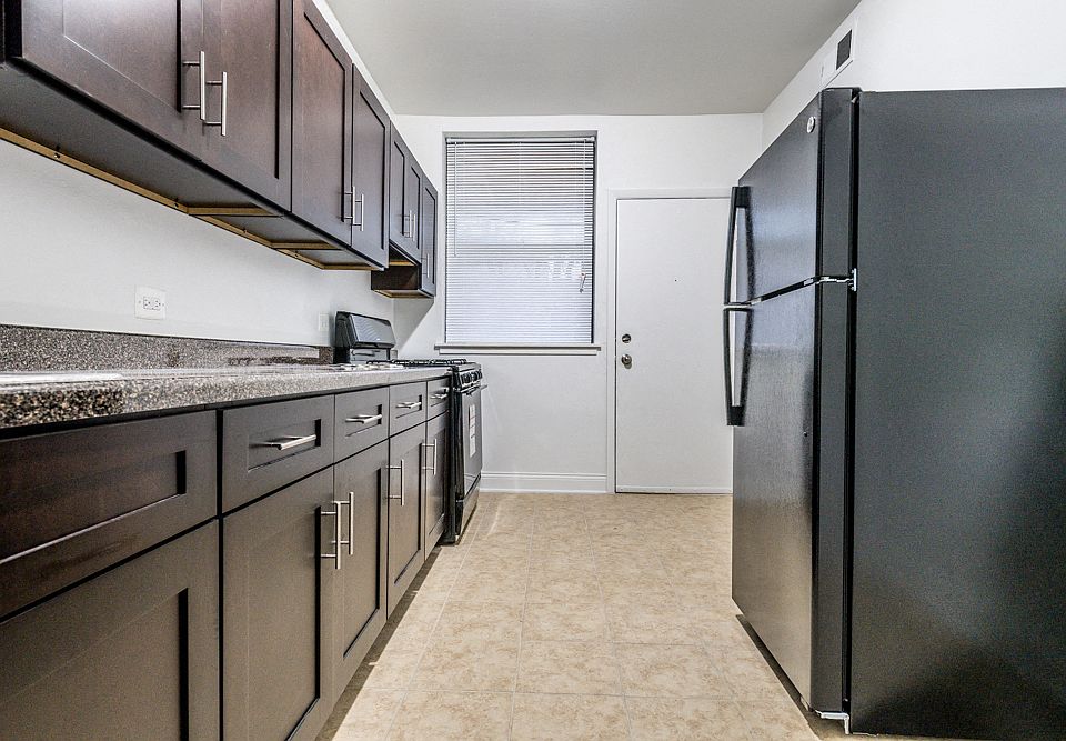 1st image of 5046 S Champlain Ave #624-1