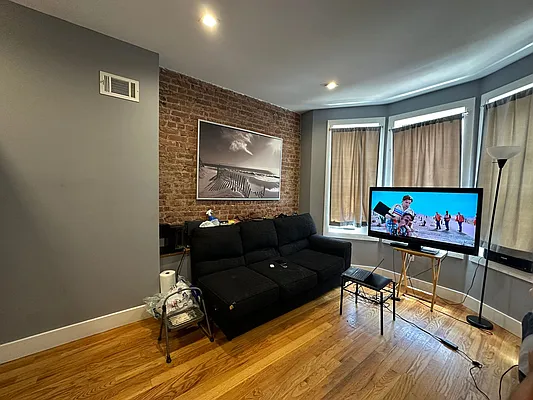 Rented by Yup Realty LLC | media 1