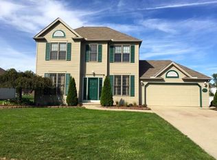 27006 Glenside Ln, Olmsted Township, OH