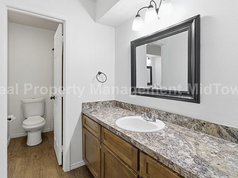 2307 Monte Carlo Dr — Photo 17