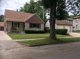 8713 W McMyron St, West Allis, WI 53214