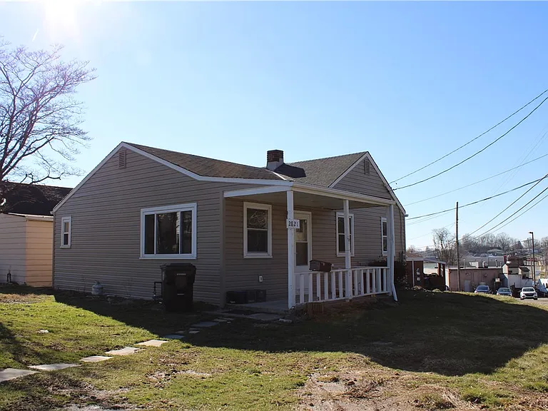 2821 Bertha St — Photo 13