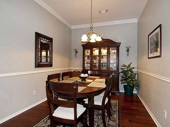 4th image of 14203 Plum Springs Dr