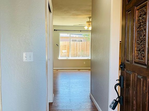 2nd image of 407 Jesse Ave
