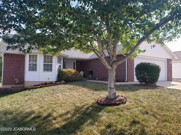 4047 Oxford Rd, Jefferson City, MO 65109