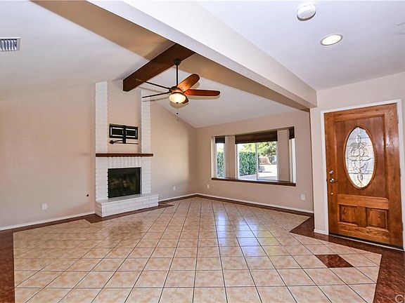 4th image of 3041 Havasu Ct