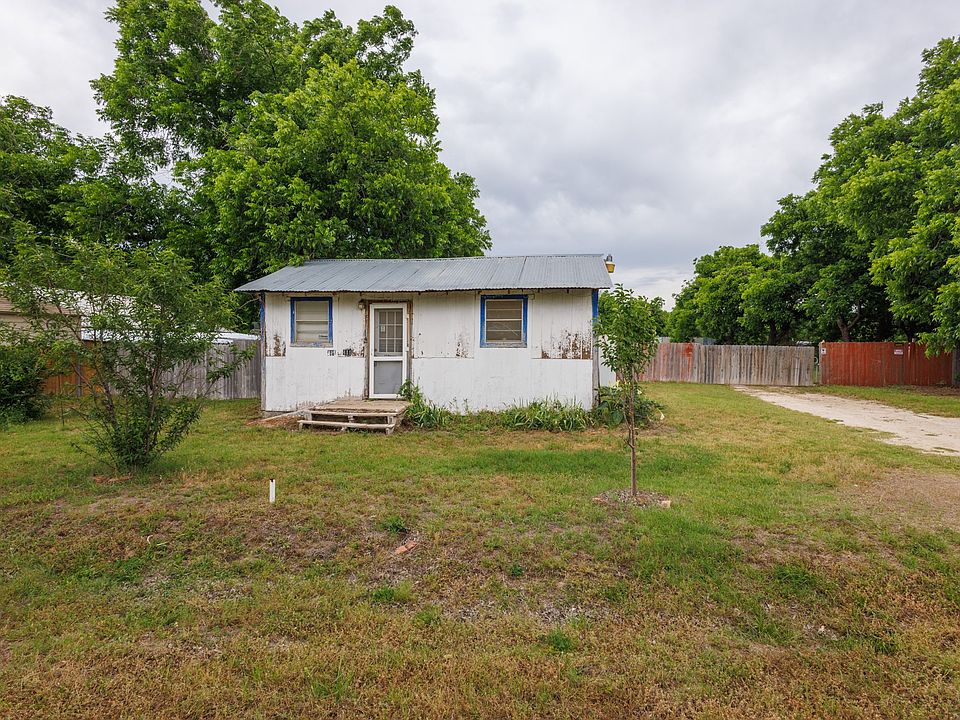 1st image of 411 Hamby Rd