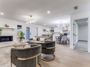 7609 Walnuthill Ct, Watauga, TX 76148