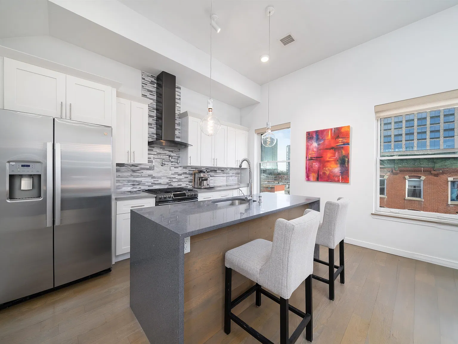 2 bed, 2.0 bath, 1146 sqft, $4,200 — Photo 4