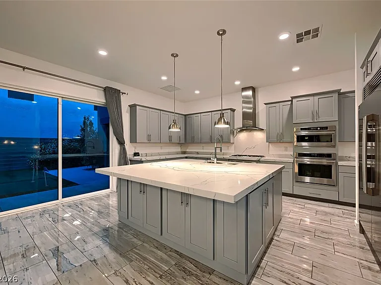 10334 Jade Gardens Dr — Photo 10