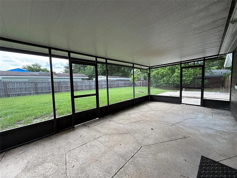 710 Winthrop Pl — Photo 20