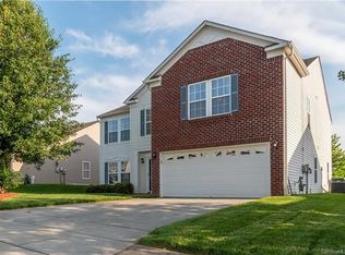 3349 Pikes Peak Dr, Gastonia, NC 28052