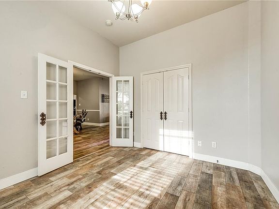 5th image of 5704 Table Rock Dr