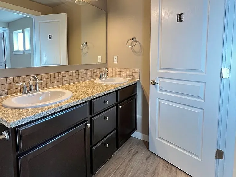 6337 Marble St — Photo 28