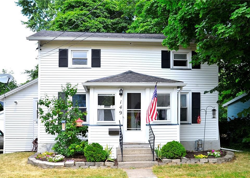 1st image of 149 Sand St