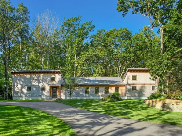 6 Reynolds Lane, Kennebunkport, ME 04046