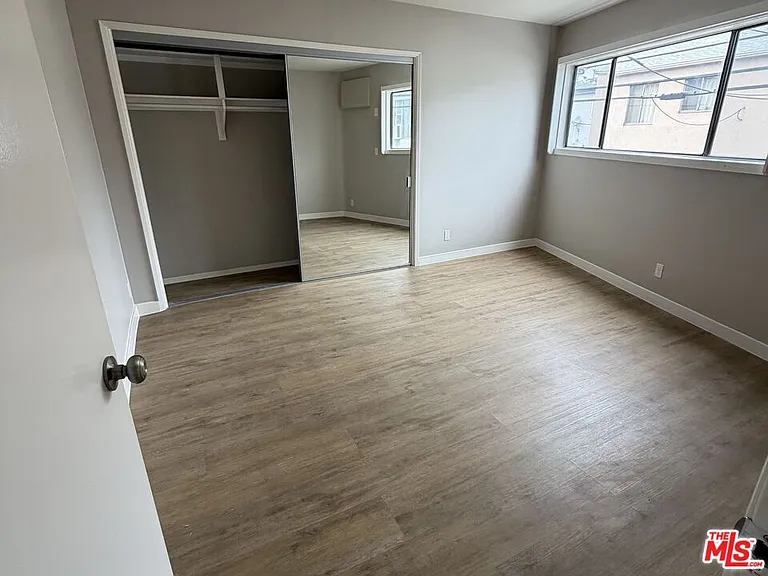 1818 Kelton Ave #104 — Photo 6