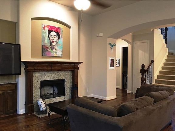2nd image of 2517 Lady Viviane Ln