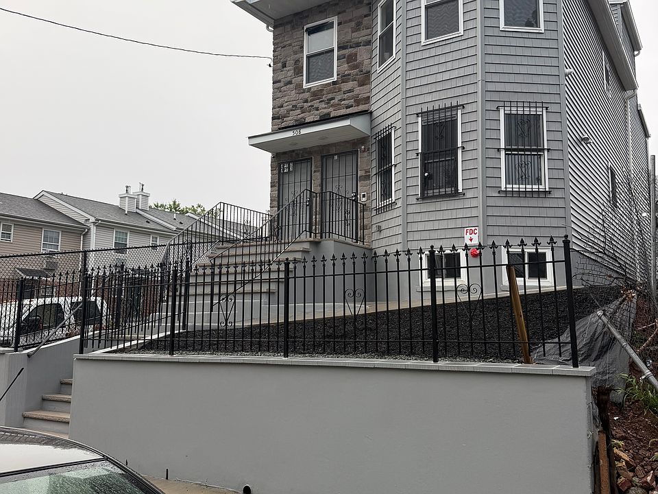 1st image of 508 S 16th St Floor 3