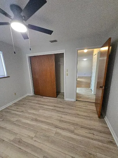 5464 Phillips St — Photo 8