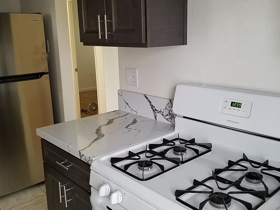 3rd image of 3249 Clairemont Mesa Blvd