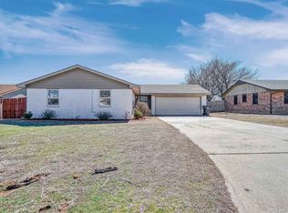 7914 NW Concho Ave, Lawton, OK 73505