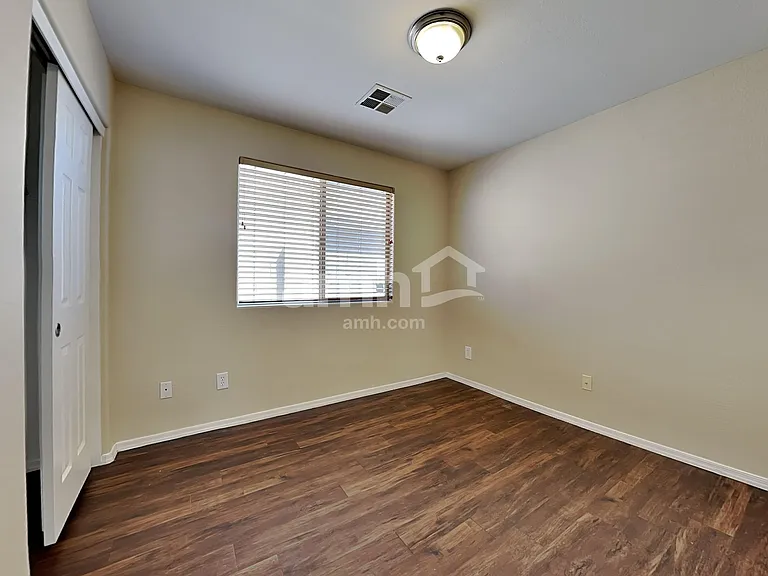7202 S 45th Ave — Photo 11