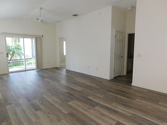2nd image of 2351 Camden Ter